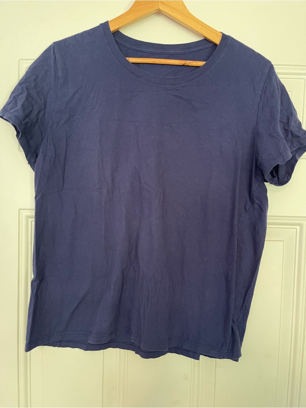 Basic Navy Crewneck Tee Gildan XL 100% Cotton